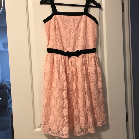 Blush Pink Lace Dress - Picture 1 of 4